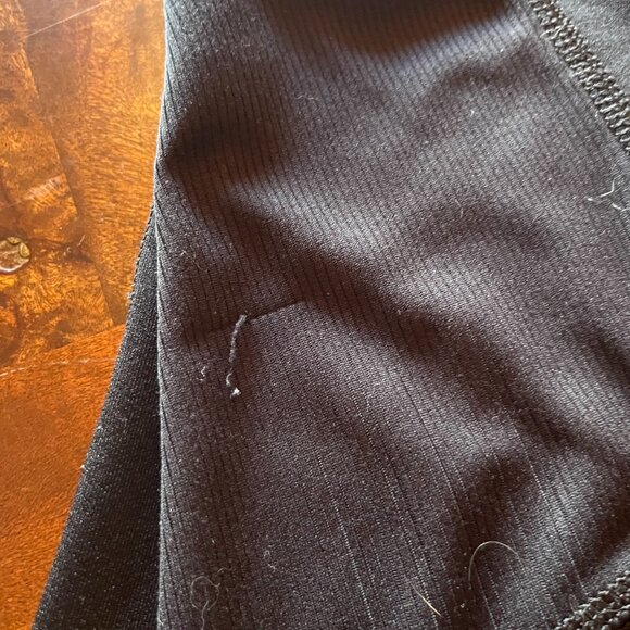 Bundle of 3 Under Armour Women's Medium Long Sleeve Warm tops - Picture 10 of 13